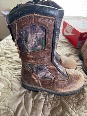 RedHead Brown Camo Kids Boots Snake boots waterproof size 11